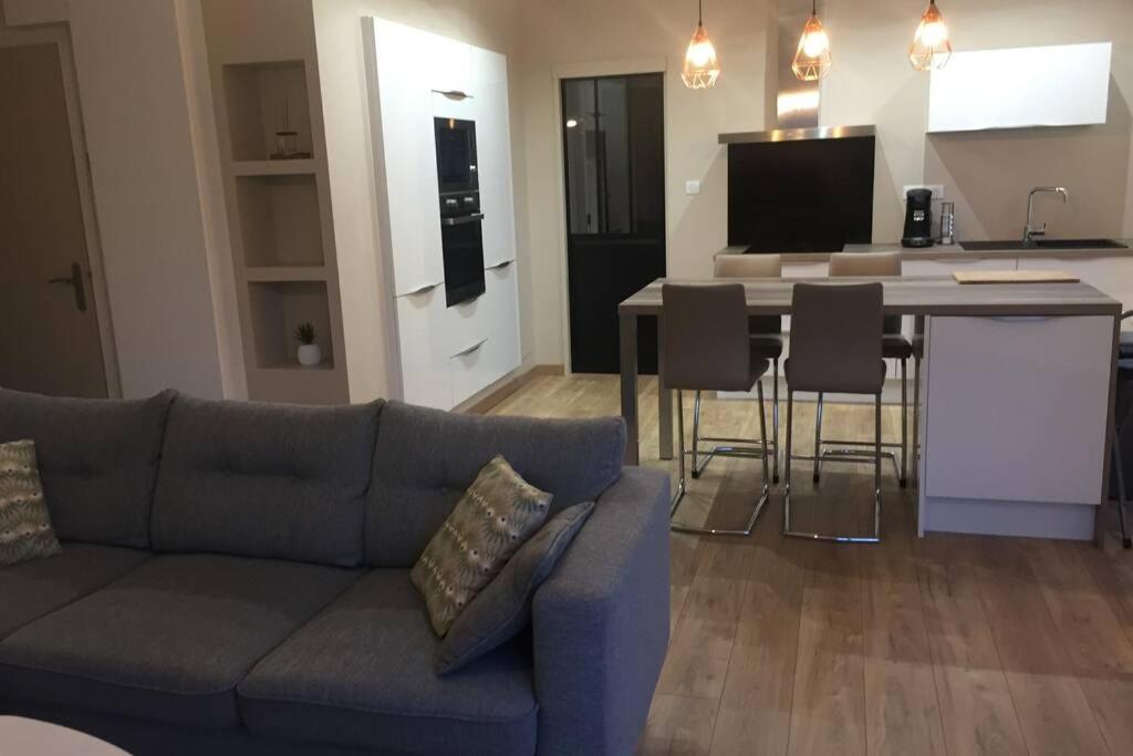 Апартаменты Meuble T2 Moderne En Hyper Centre Виттель Экстерьер фото